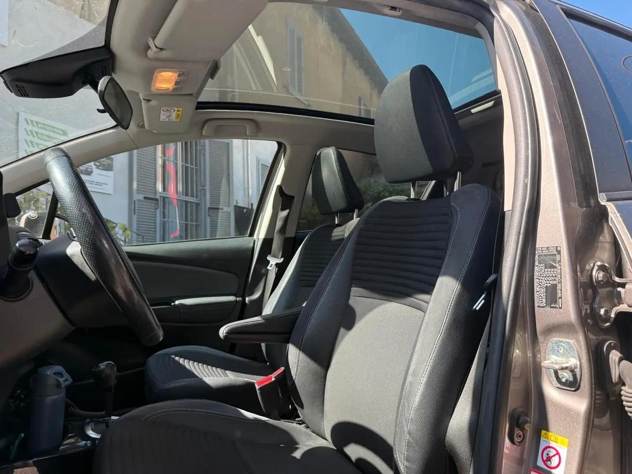 Toyota Yaris 1.5 Hybrid 5 porte Style