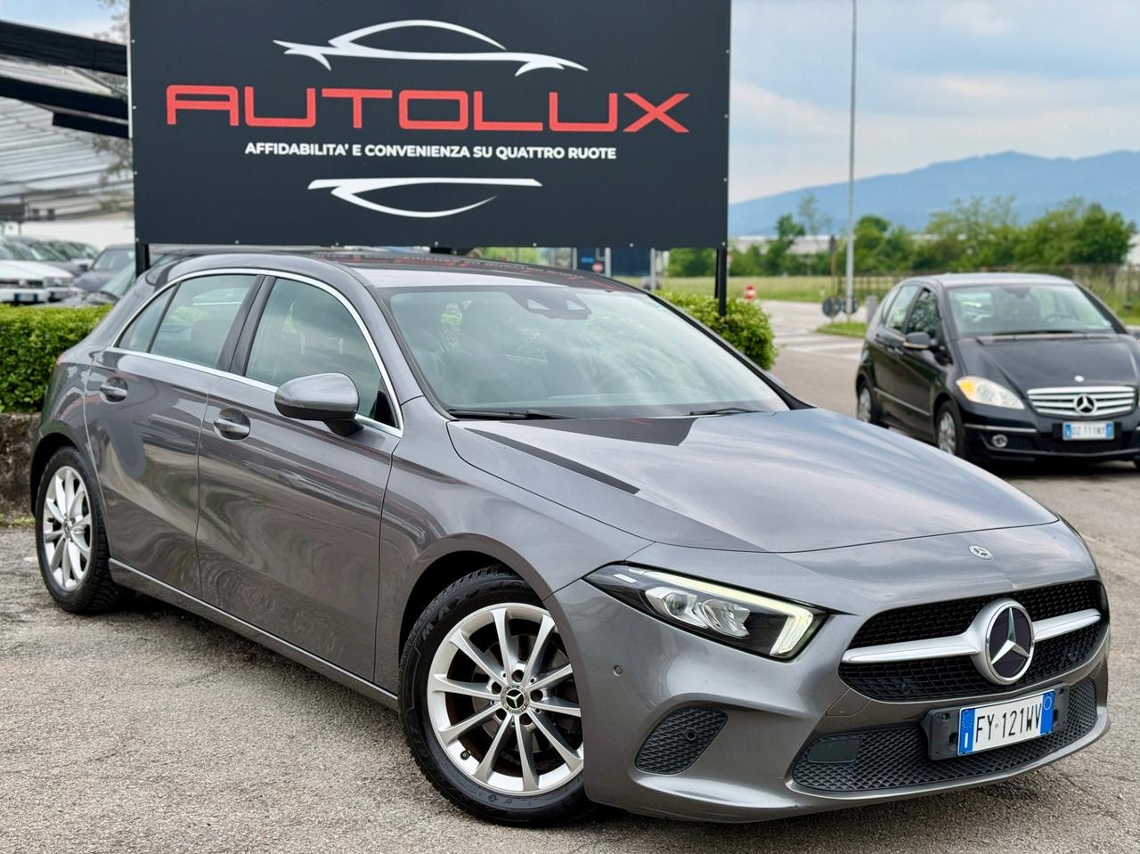 Mercedes-benz A 180BENZINA Automatic Premium NEOPATENTATI