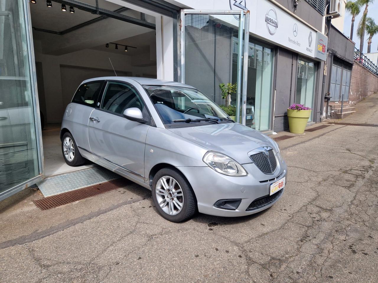 Lancia Ypsilon 1.4 Elle Ecochic GPL
