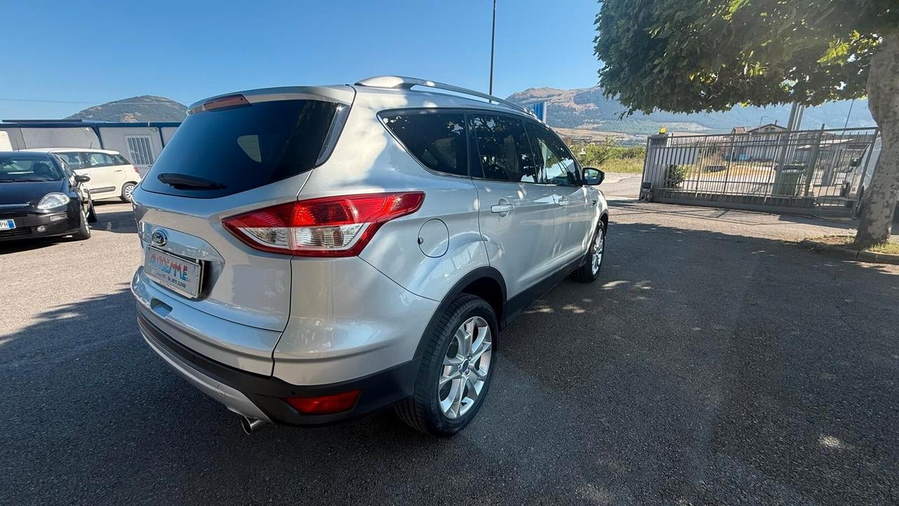 Ford Kuga 2.0 TDCI 150 CV S&S 4WD Titanium