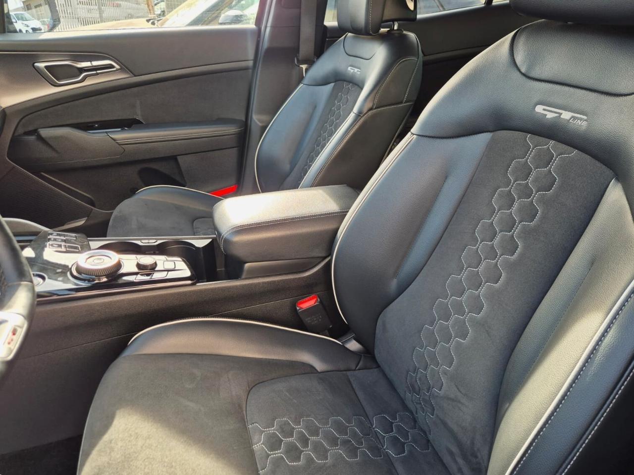 Kia Sportage 1.6 TGDi HEV AT GT-line