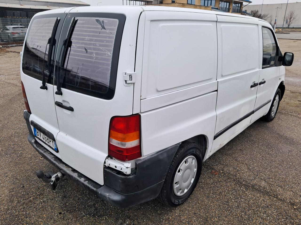 VITO 112 cdi GANCIO TRAINO
