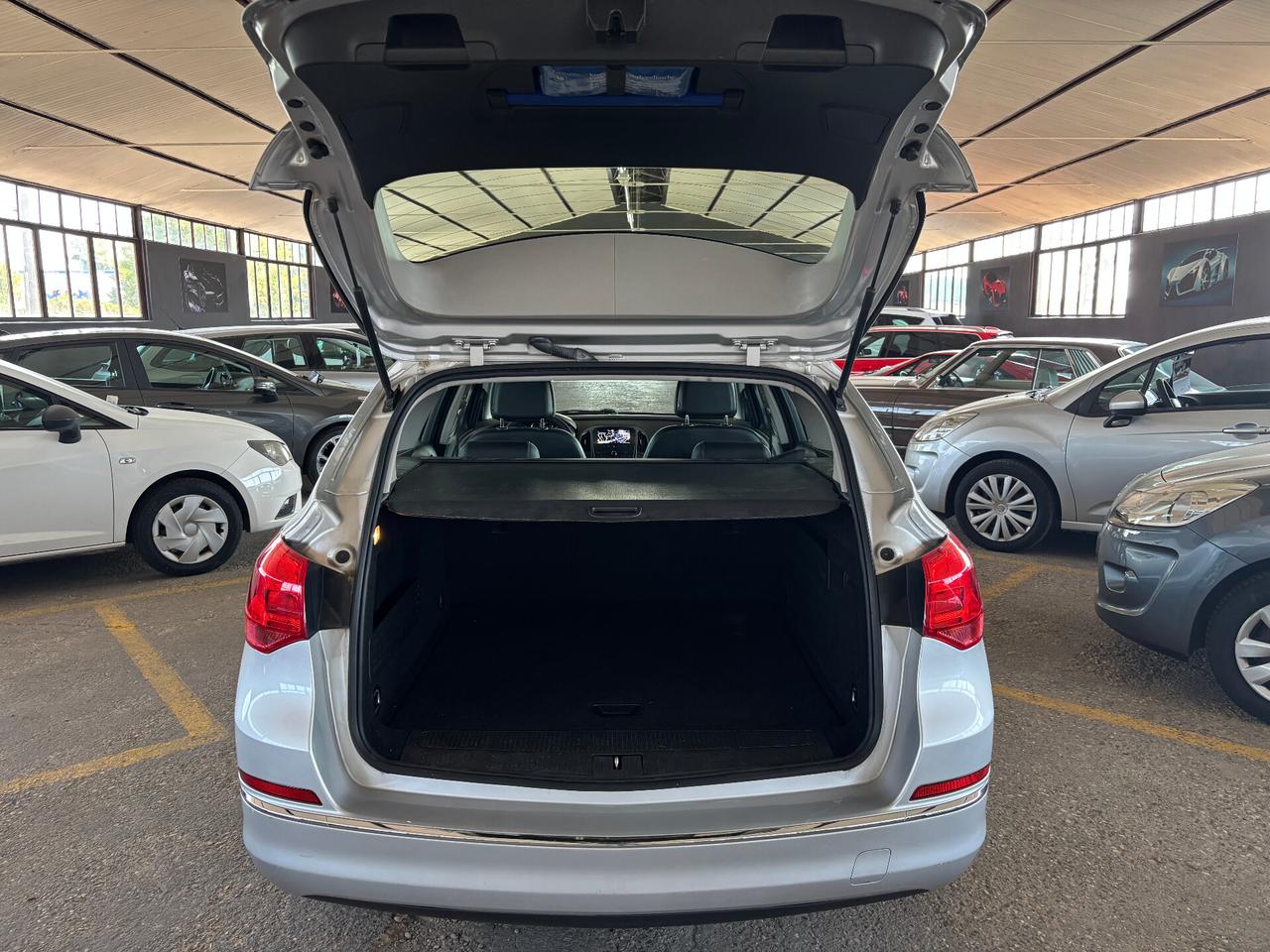 Opel Astra 1.7 CDTI 110CV Sports Tourer Cosmo NEOPATENTATO