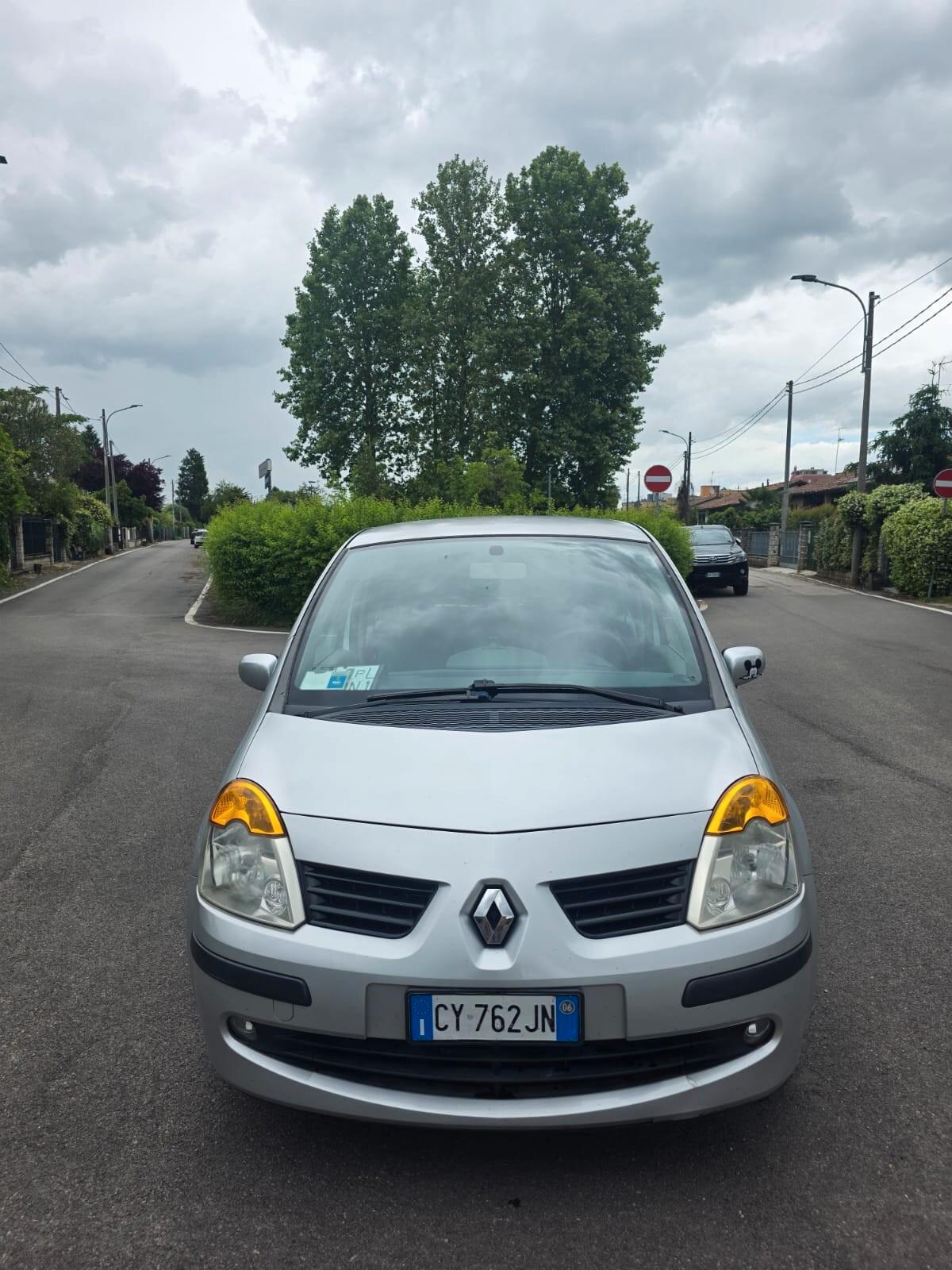 Renault Modus 1.2 16V TCE Grazia