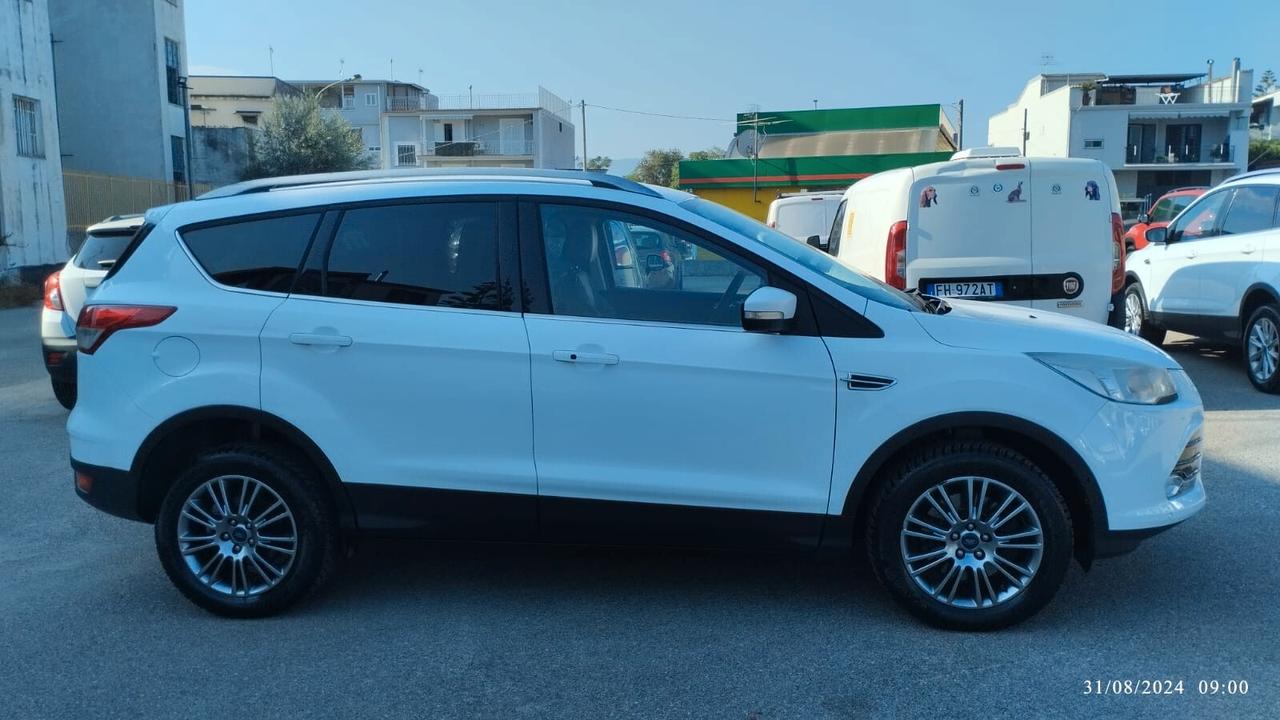 Ford Kuga 2.0 TDCI 140 CV 4WD Titanium