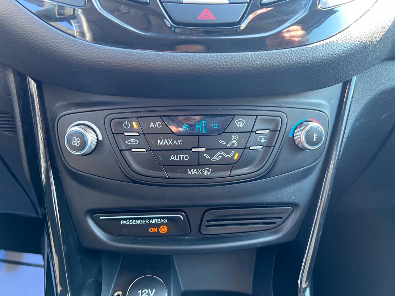 Ford B-Max 1.5 TDCi 75 CV Business Titanium