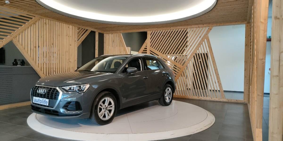 Audi Q3 35 2.0 tdi Business s-tronic