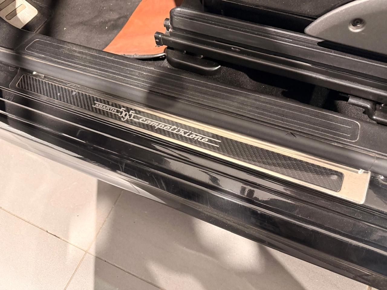 Abarth 595 1.4 Turbo T-Jet 160 CV Competizione