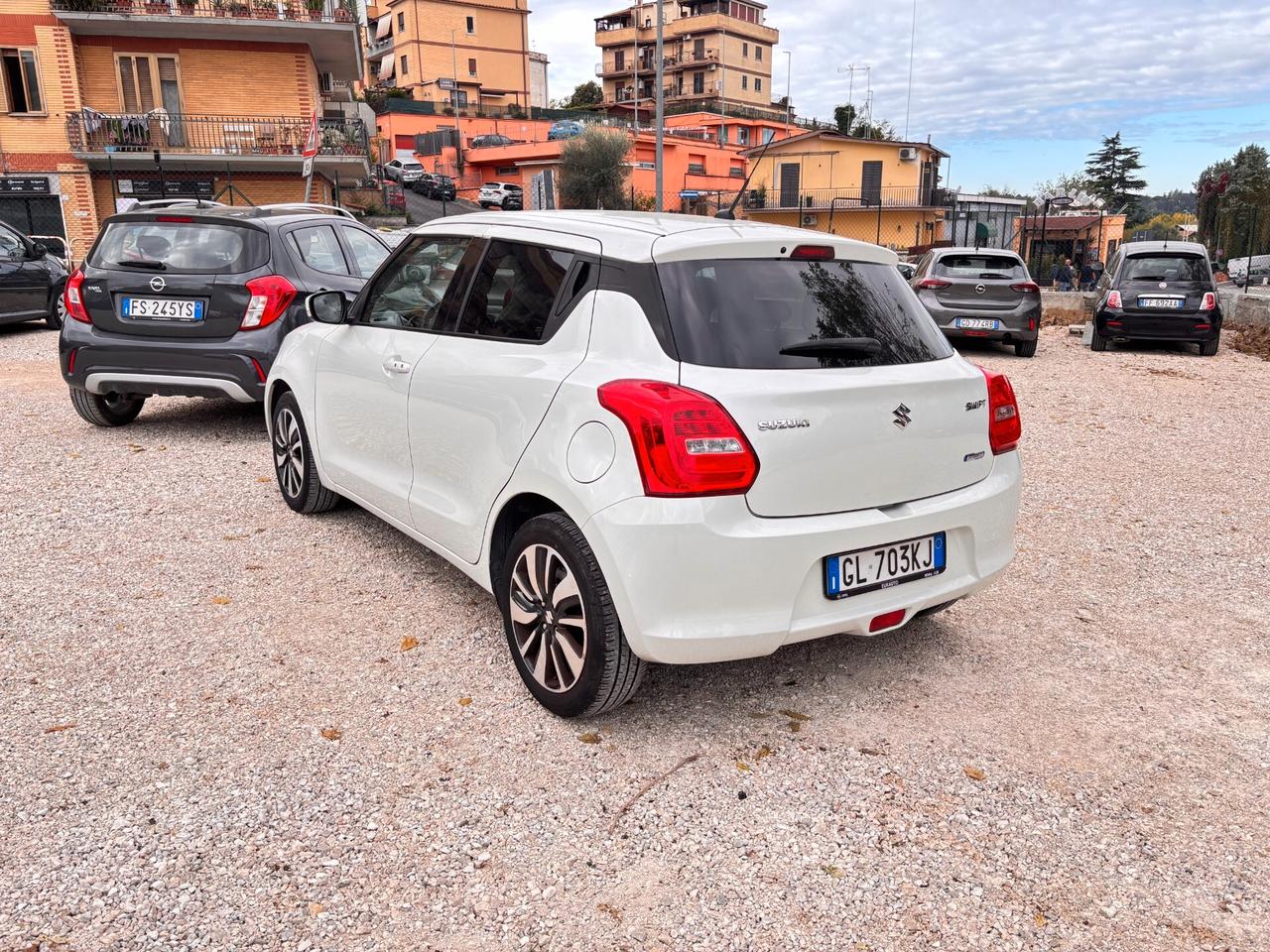 Suzuki Swift 1.2 Hybrid Top