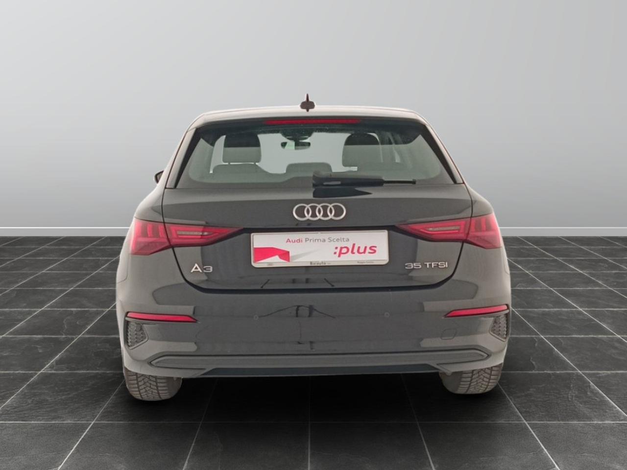 Audi A3 sportback 35 1.5 tfsi mhev business s tronic