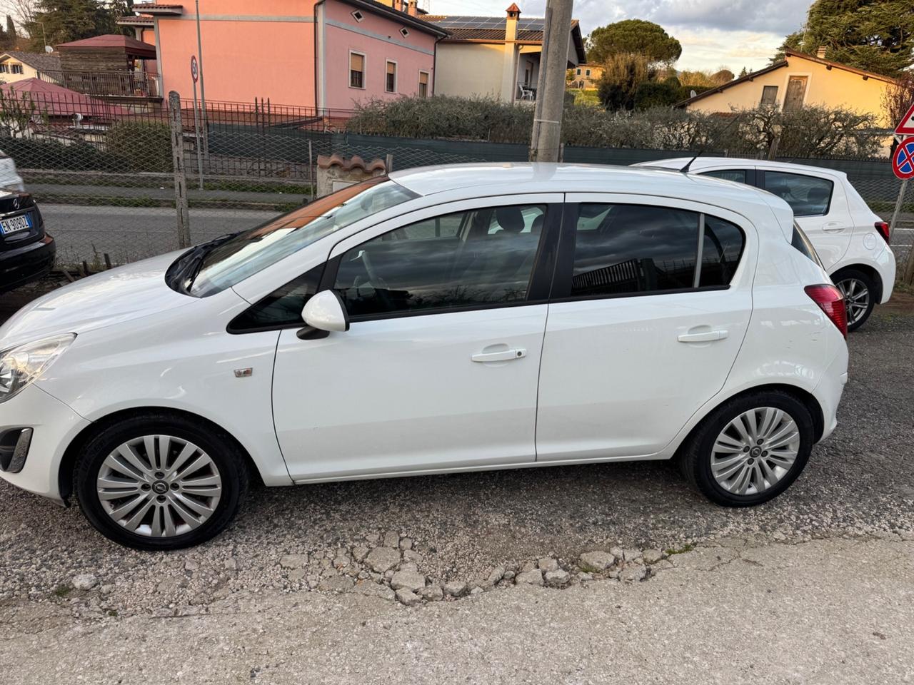 Opel Corsa 1.2 85CV 5 porte GPL-TECH Edition NEOPATENTATI