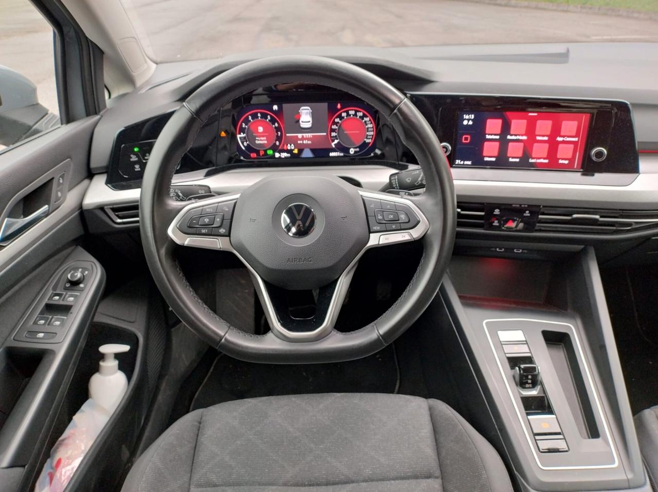 Volkswagen Golf 1.0 eTSI EVO DSG Life