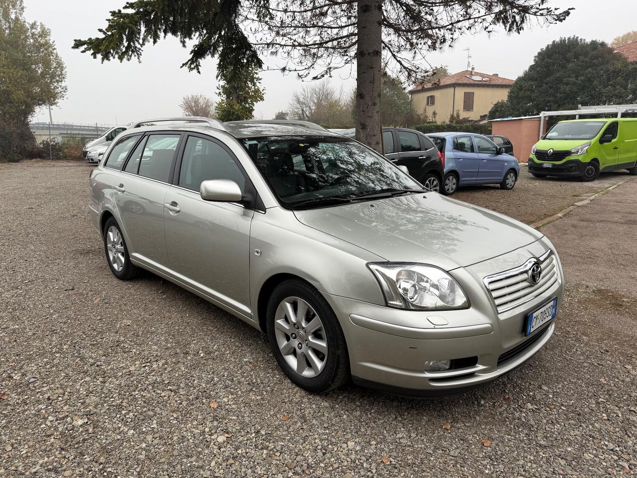 Toyota Avensis 2.2 D-4D 16V Station Wagon