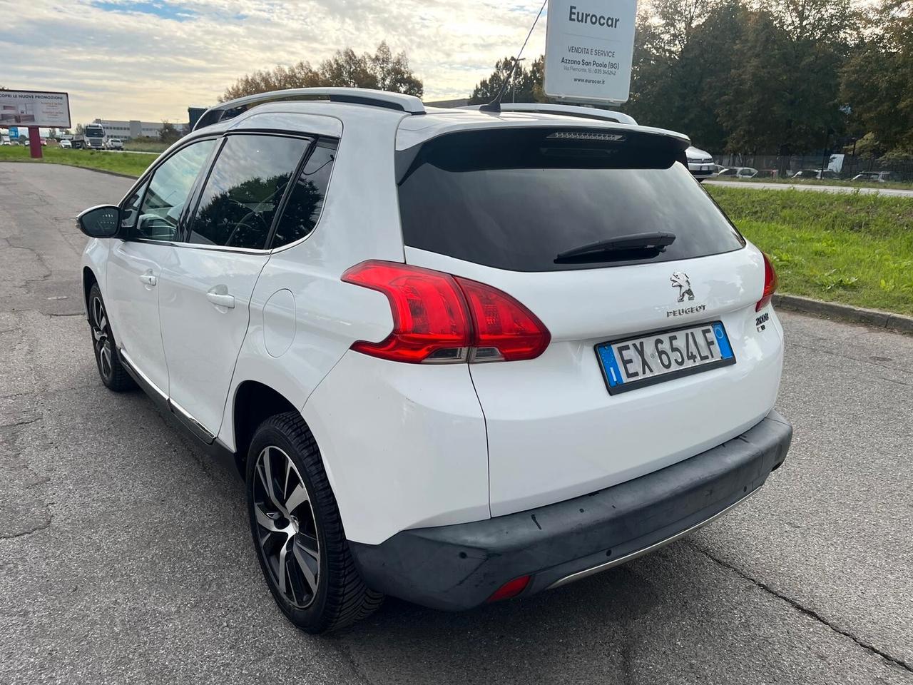 Peugeot 2008 1.6 e-HDi Allure