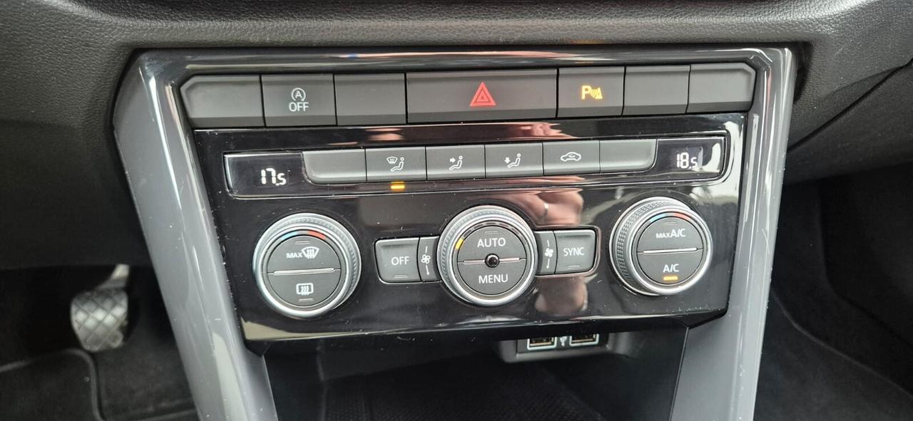 Volkswagen T-Roc 1.6TDI Advan.- 2019-Garanz3anni