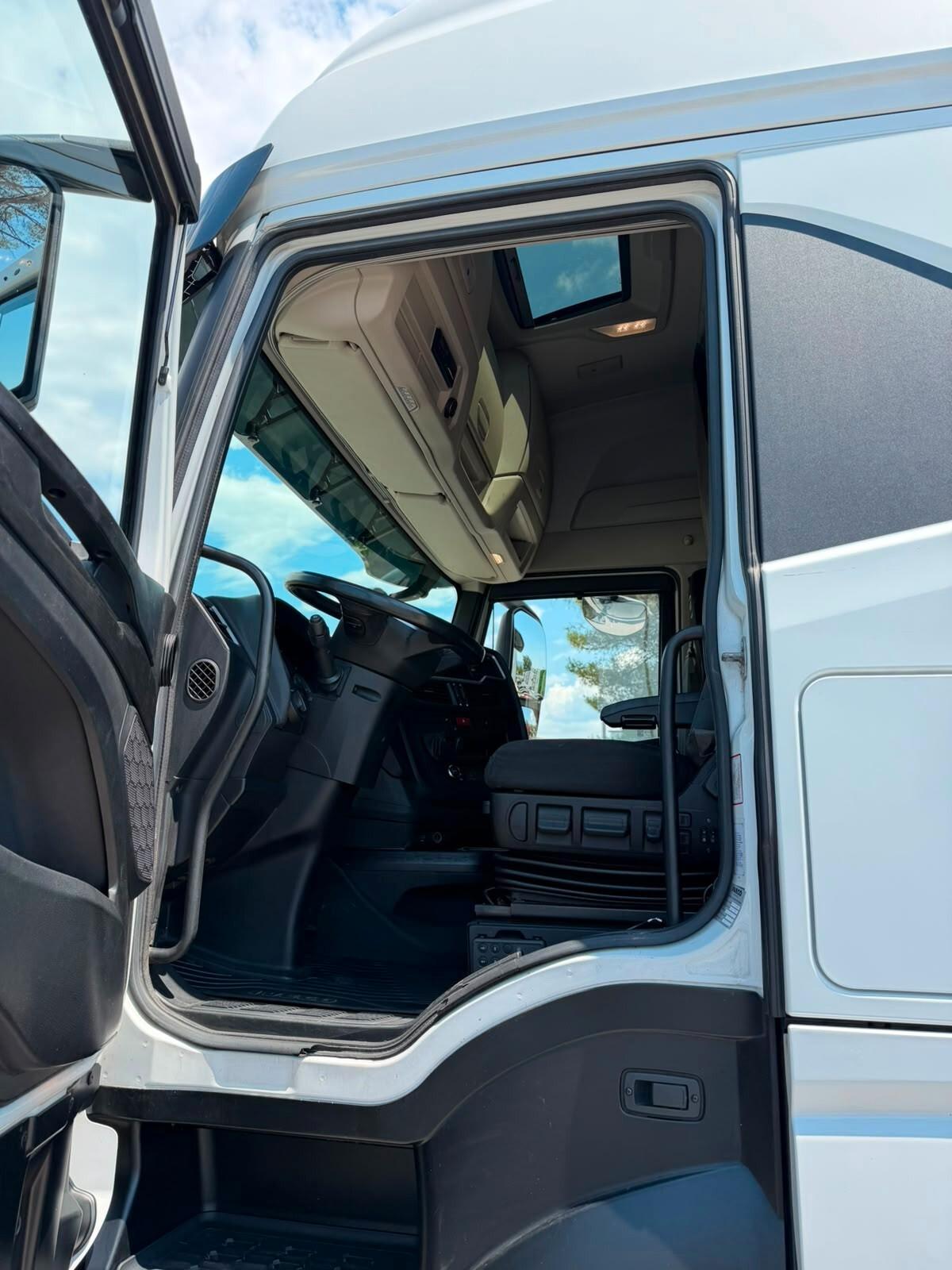 IVECO S-WAY 510
