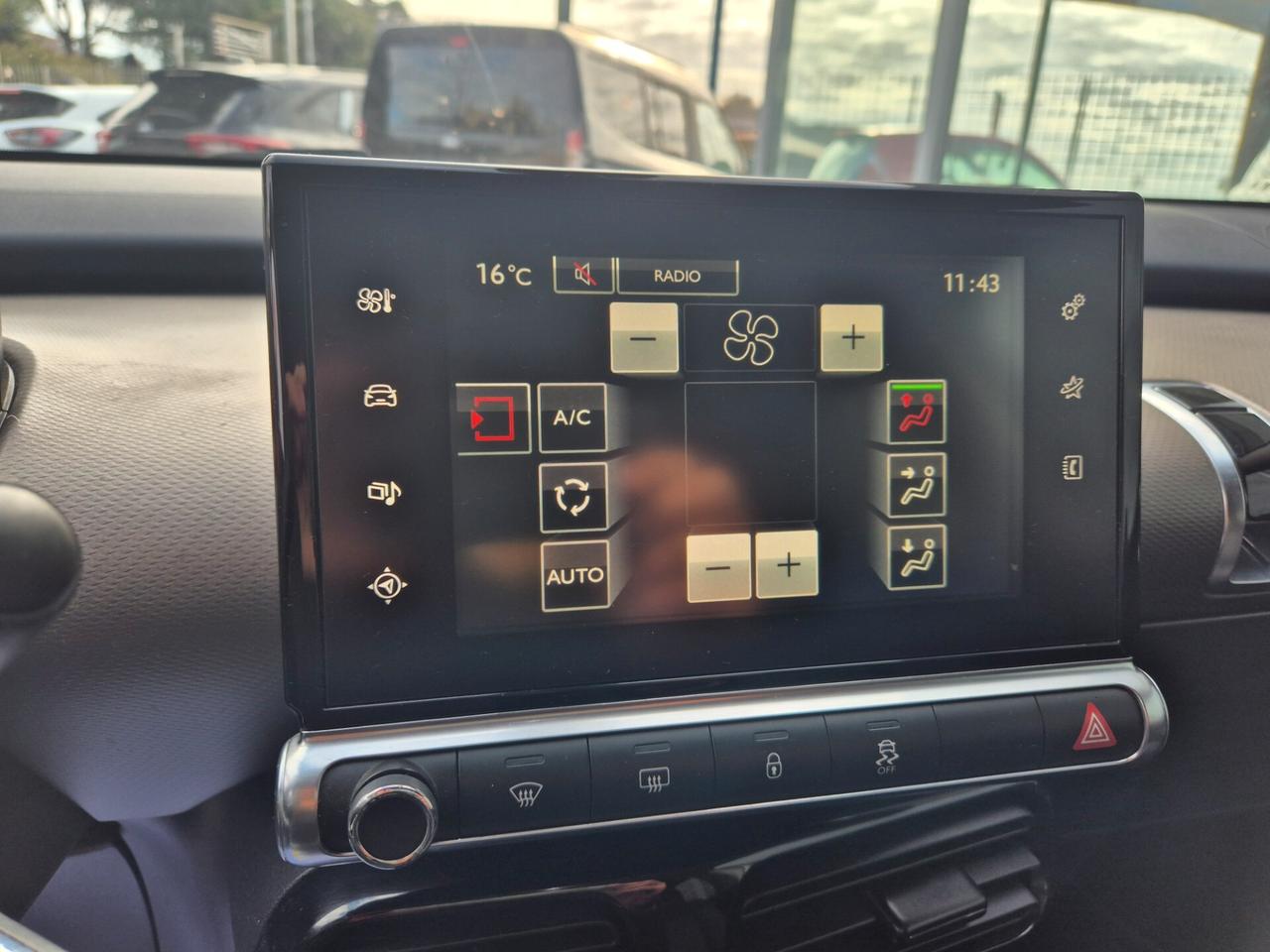 Citroen C4 Cactus BlueHDi 100 Shine