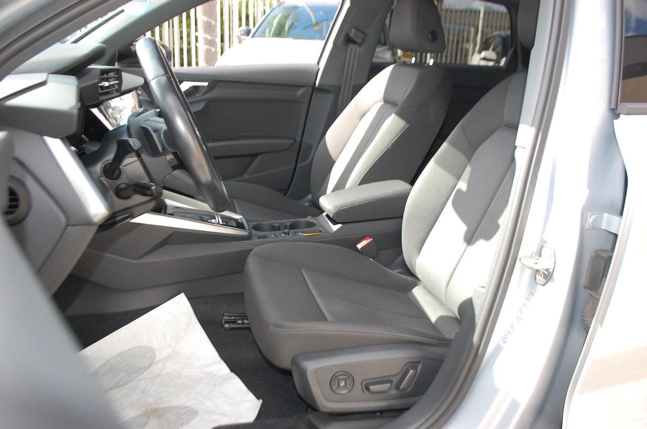 Audi A3 Sportback 35 2.0 tdi 150CV Business Advanced s-tronic Uff Italy