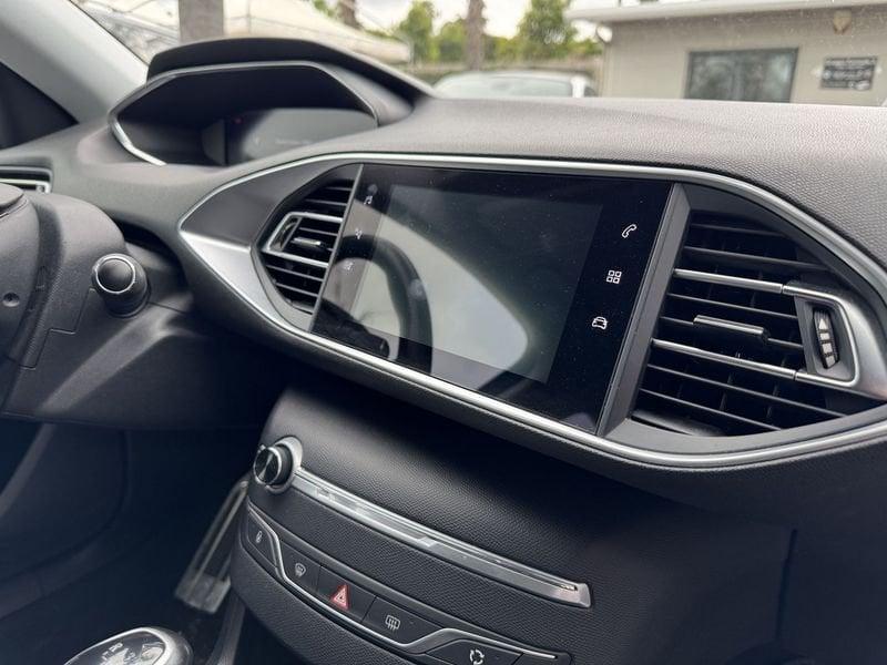 Peugeot 308 BlueHDi 130 S&S Allure