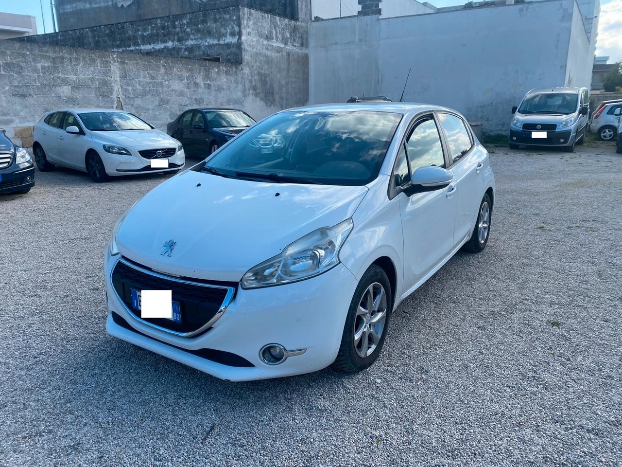 Peugeot 208 1.6 e-HDi 92 CV Stop&Start 5 porte Active