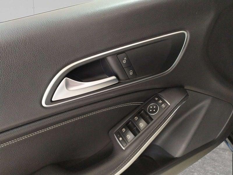 Mercedes-Benz CLA Shooting Brake 200 d Sport auto FL