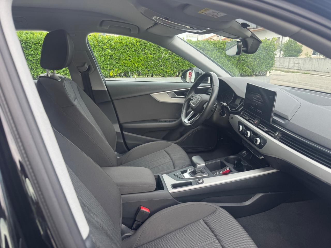 Audi A4 35 TDI/163 CV S tronic line edition