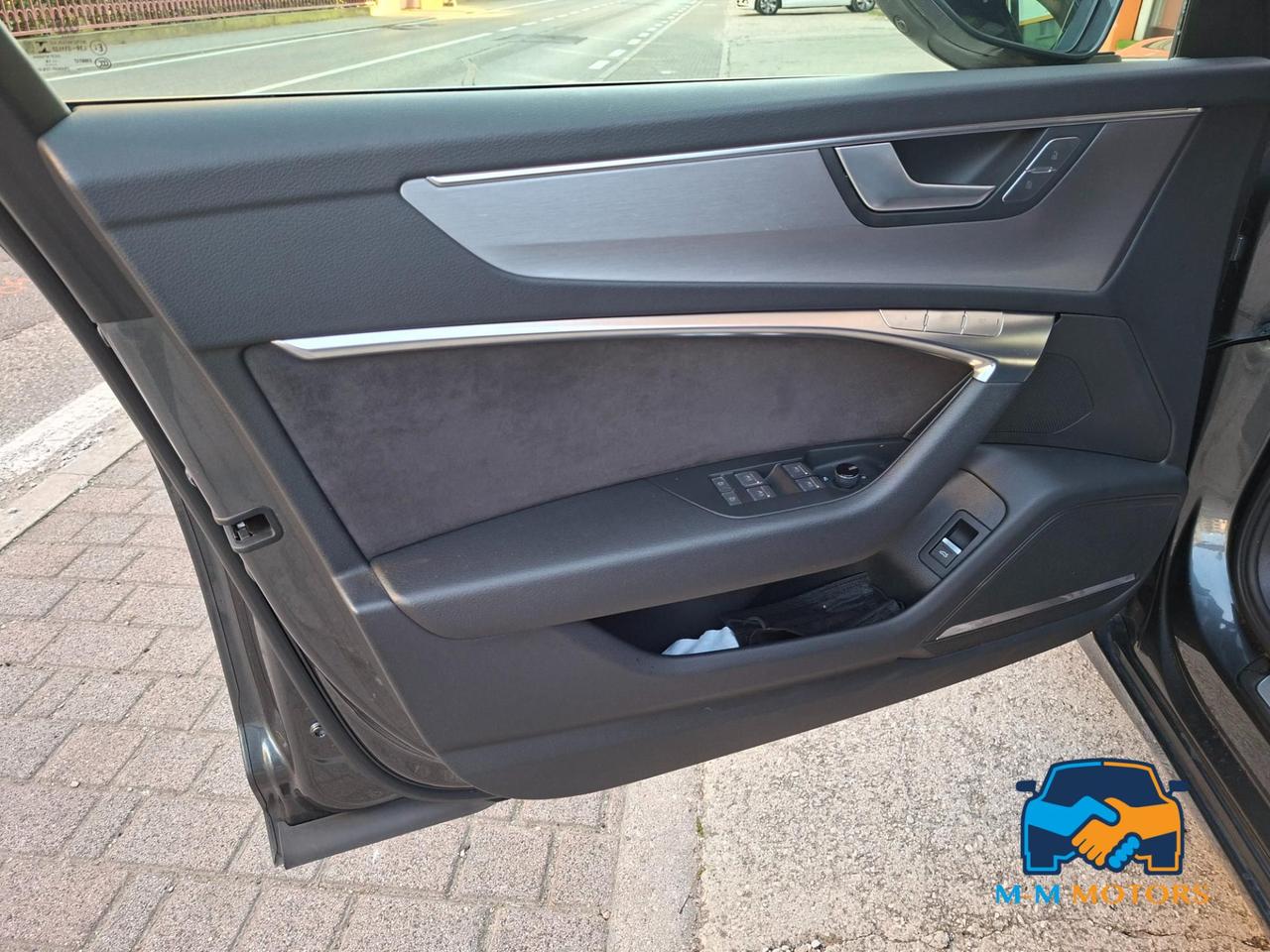 AUDI A6 S-LINE quattro ibrida con tetto