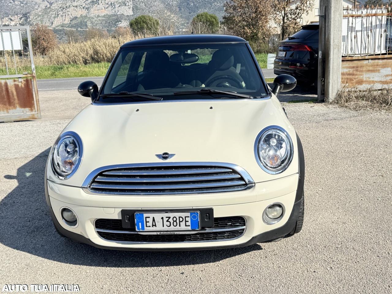 MINI COOPER D AUTOMATICA ADATTA NEOPATENTATI