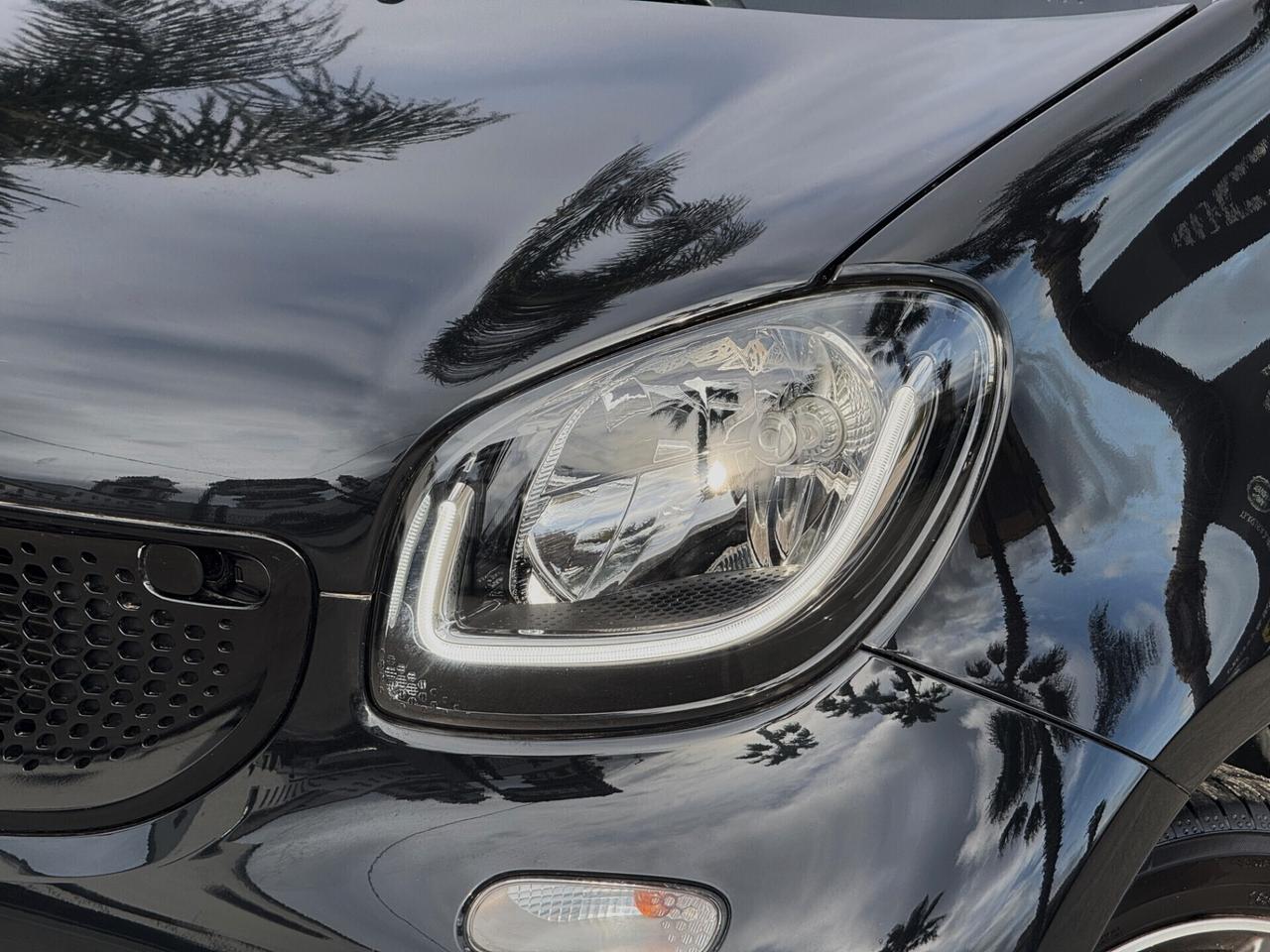 Smart forTwo 0.9 T Brabus Xclusive 109CV Twinamic