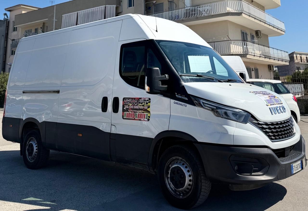 Iveco Daily 35S14 2.3 Diesel Automatico 136 Cv