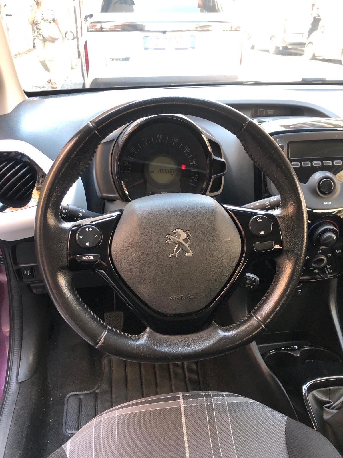 Peugeot 108 VTi 68 5 porte Allure