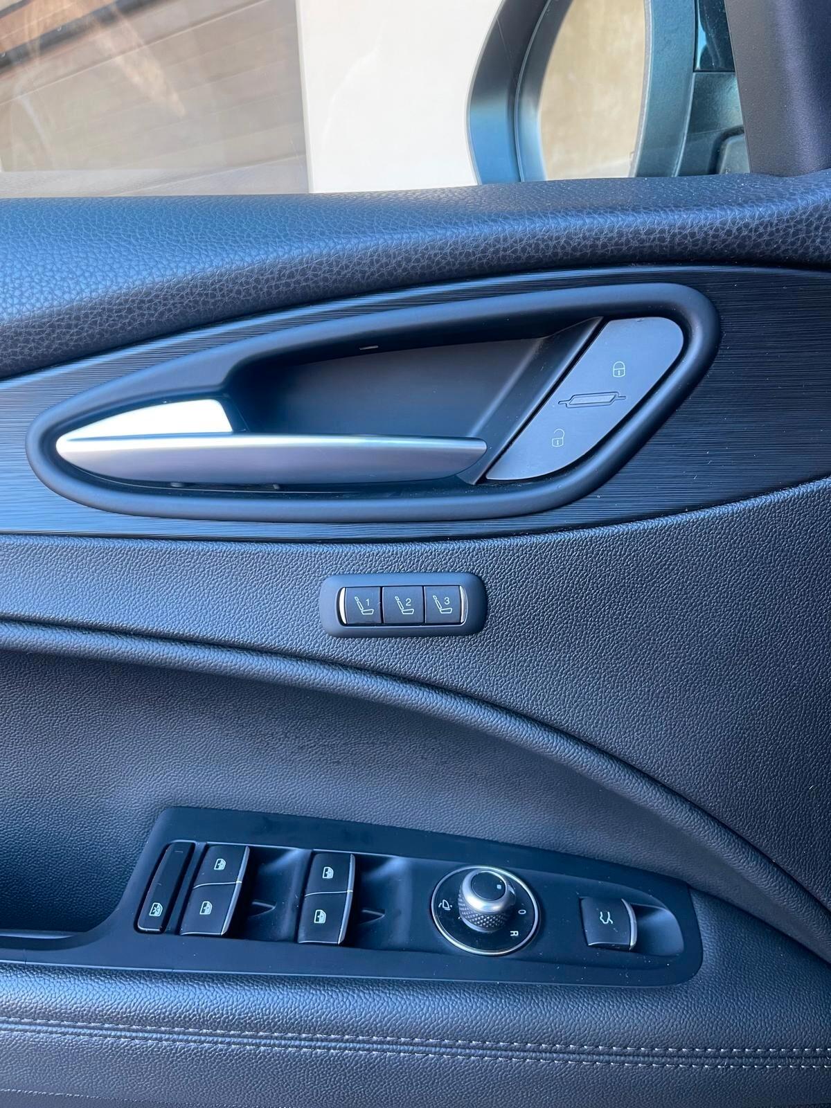 Alfa Romeo Stelvio 2.0 Turbo 200 CV AT8 Q4 Executive