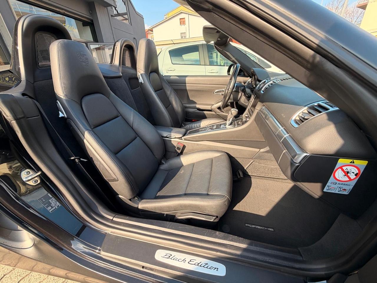 Porsche Boxster 2.7 Black Edition Cabrio