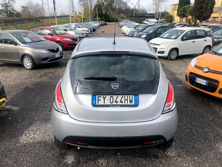 Lancia Ypsilon 1.2 69 CV 5 porte GPL Ecochic Elefantino Blu