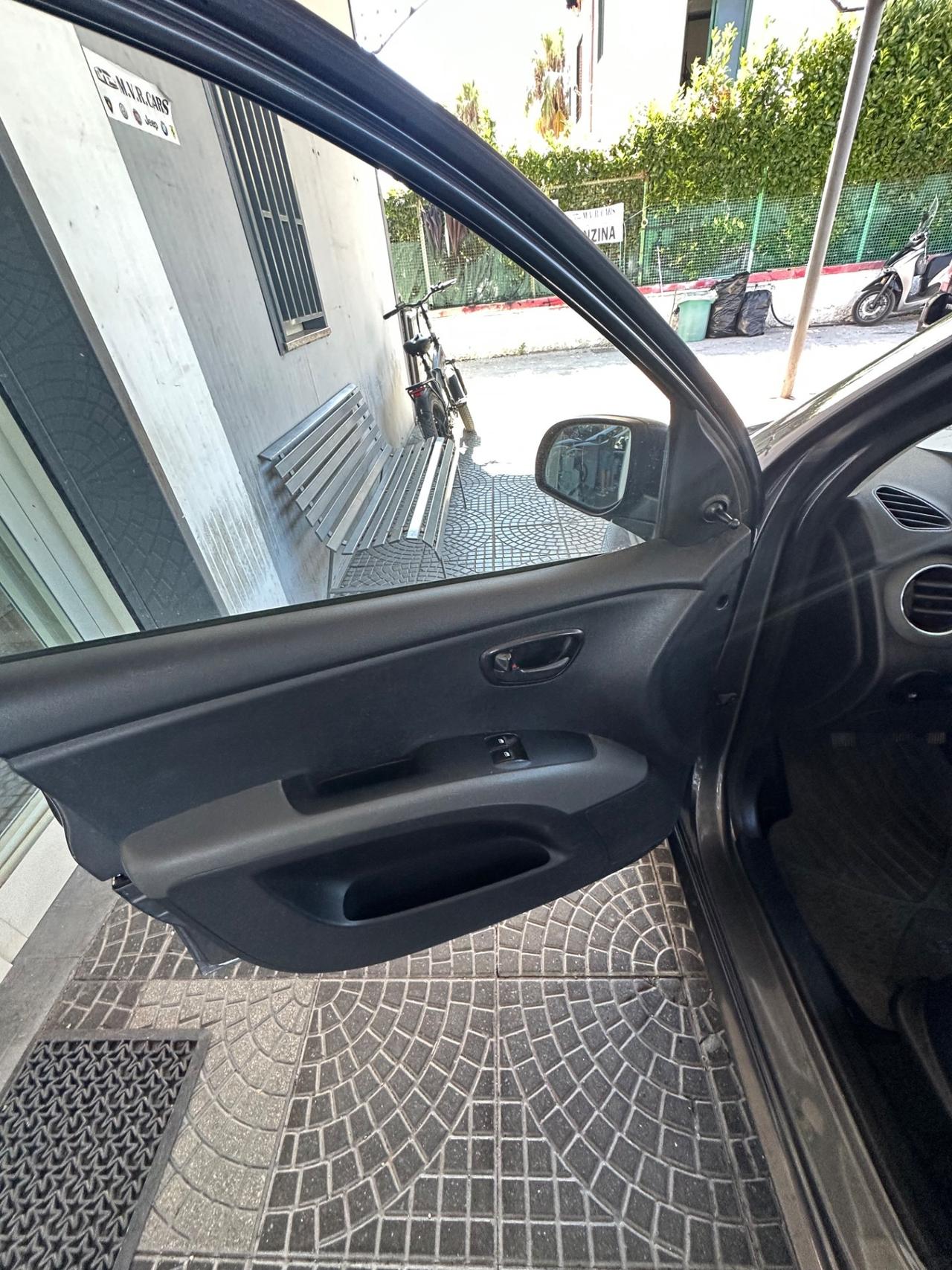 Hyundai i10 1.1 12V BlueDrive GPL