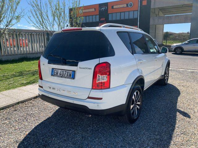 SSANGYONG REXTON W 2.0 Xdi 4WD A/T Top