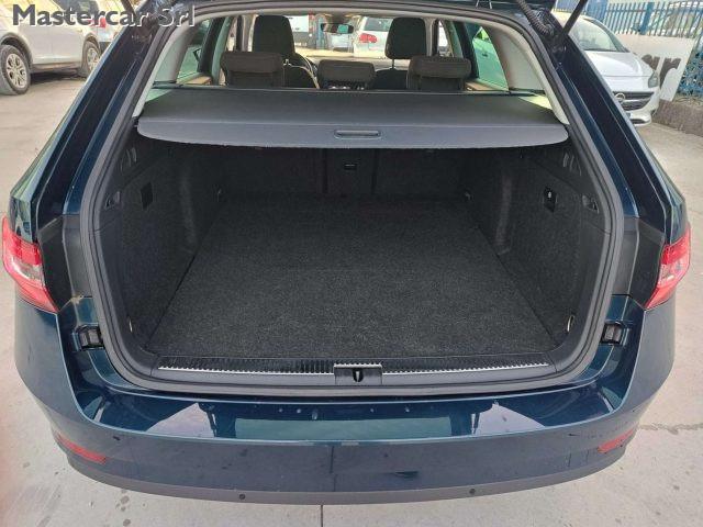 SKODA Superb Wagon Wagon iV 1.4 tsi phev Style dsg -GE476CM