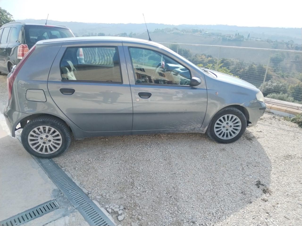 Fiat Punto 1.2 5 porte Active Natural Power