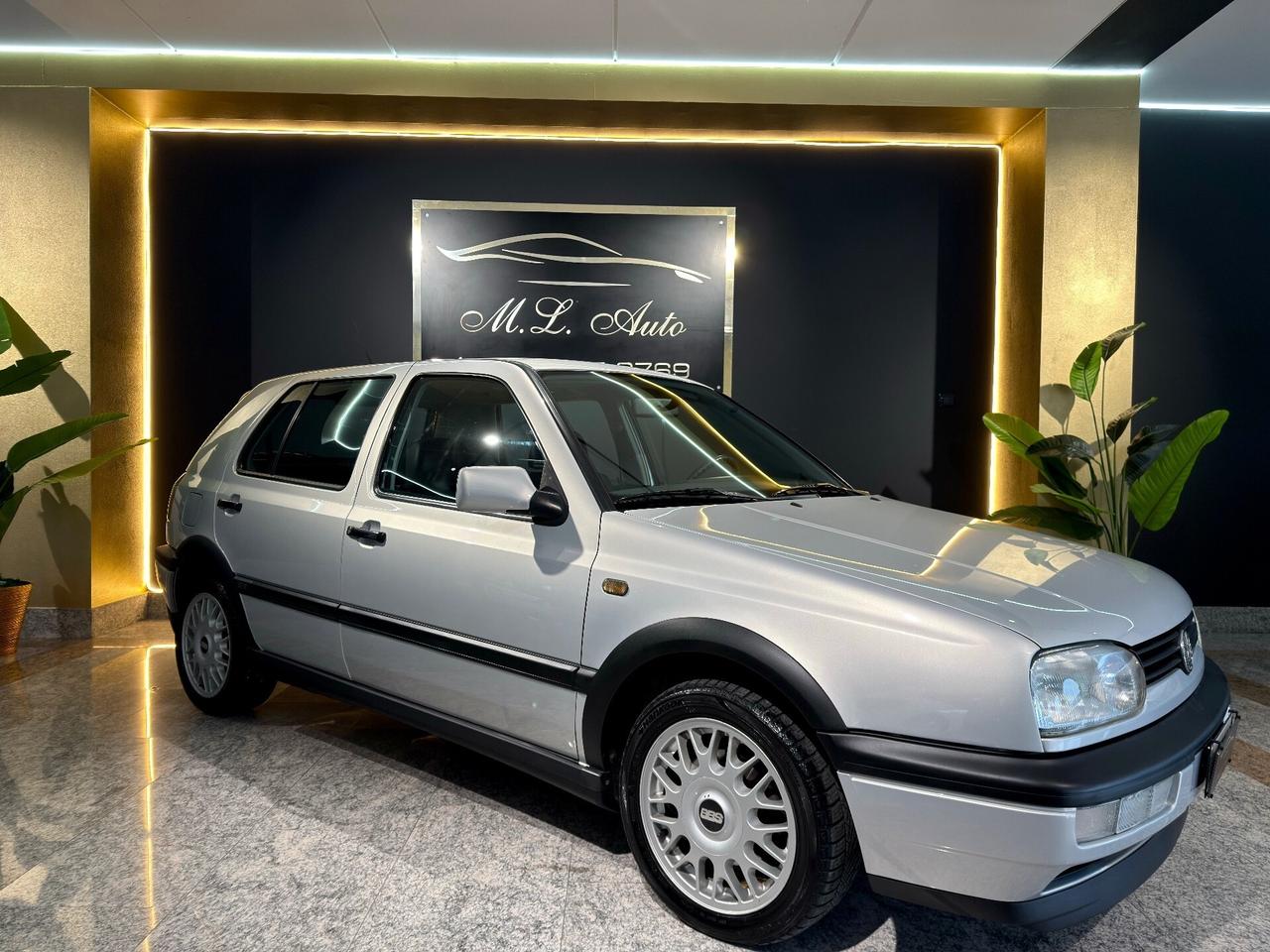 Volkswagen Golf 1.6 cat 5 porte GT Special GT