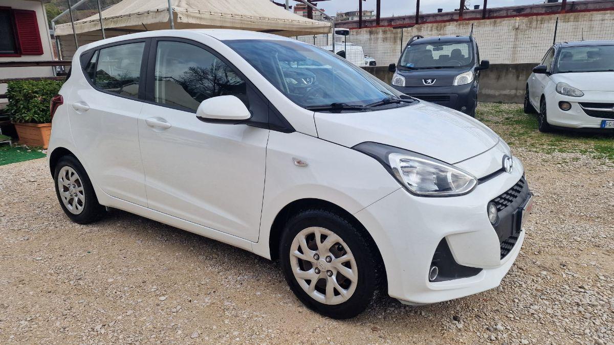HYUNDAI - i10 - 1.0 MPI Sound Edition
