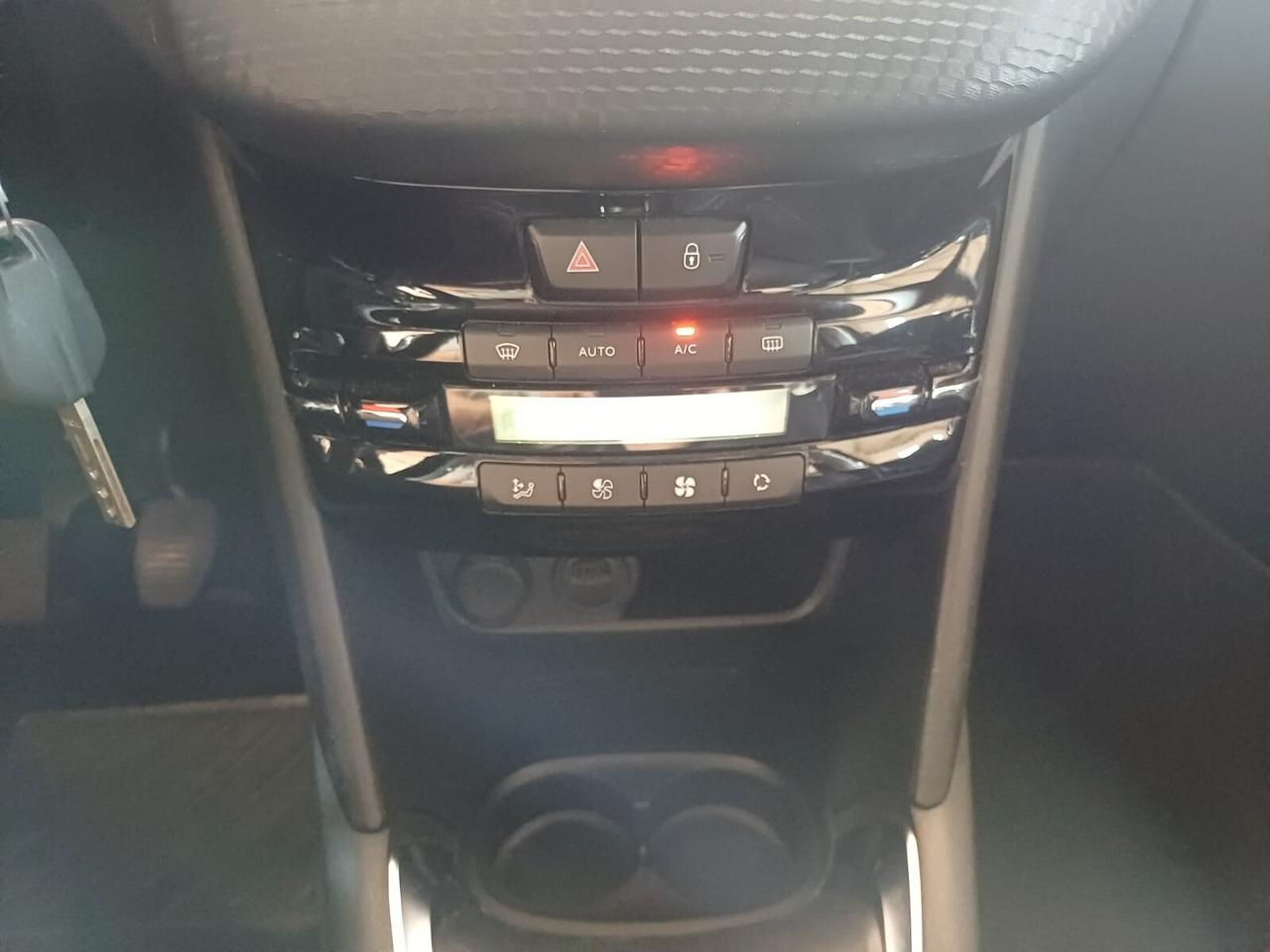 Peugeot 208 -2019 | da 146 € al mese