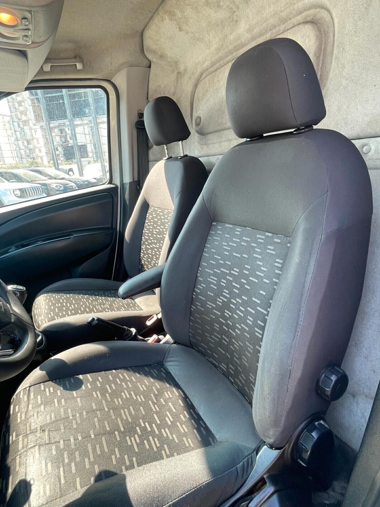 OPEL COMBO 1.6 105CV