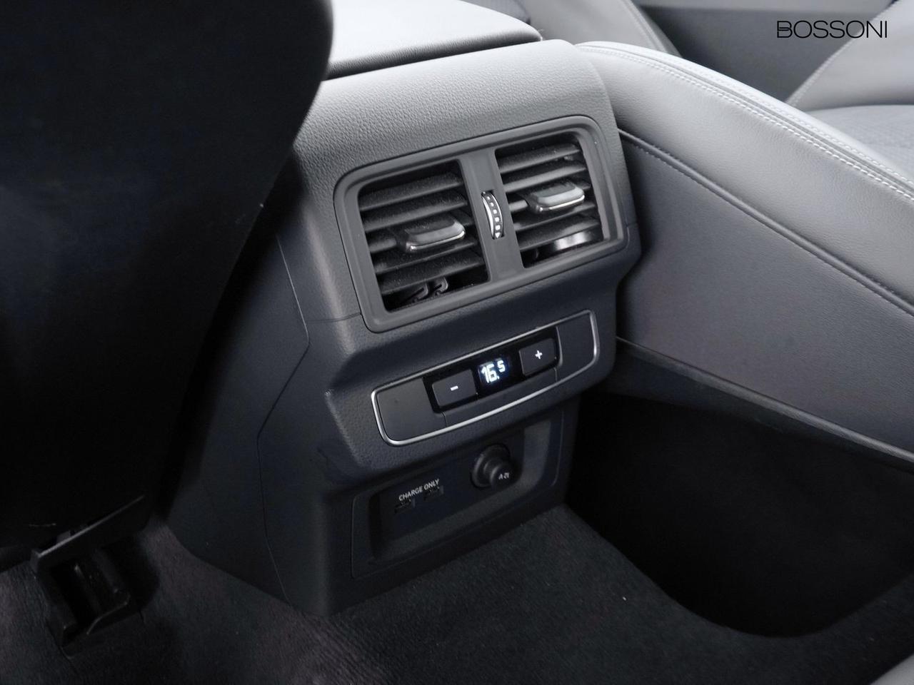 Audi Q5 40 2.0 tdi mhev 12v s line quattro s tronic