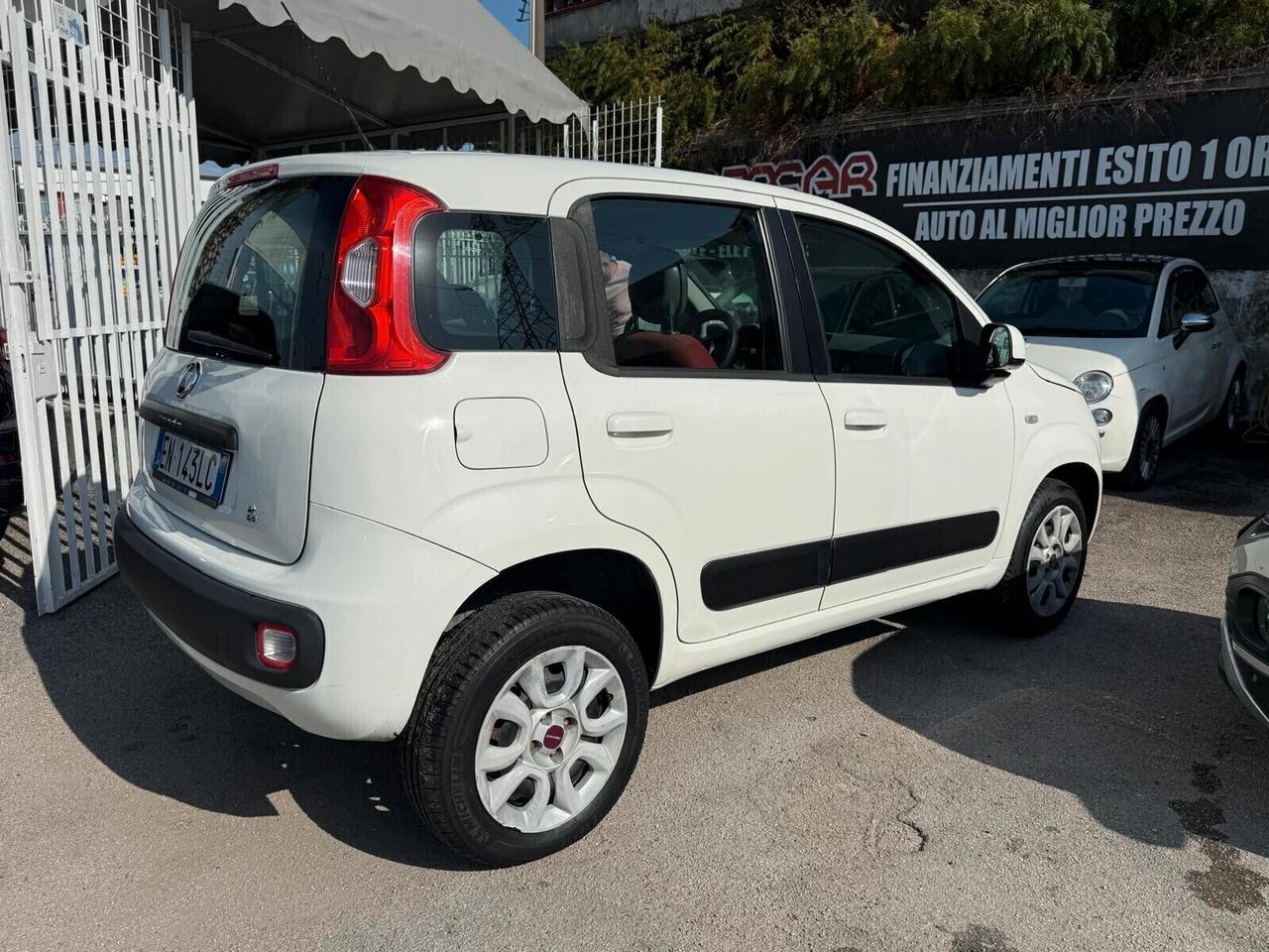 Fiat Panda 0.9 TwinAir Turbo Natural Power Lounge
