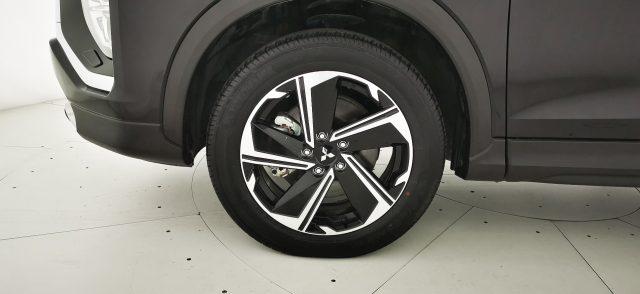 MITSUBISHI Eclipse Cross 2.4 MIVEC 4WD PHEV Instyle SDA Pack 0