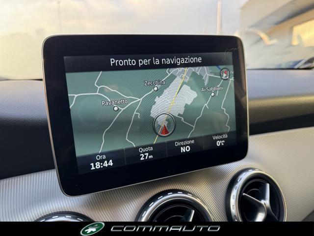 MERCEDES-BENZ GLA 200 d Automatic 4Matic Sport
