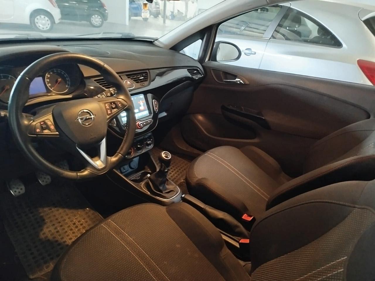 Opel Corsa 1.2 Coupé Advance