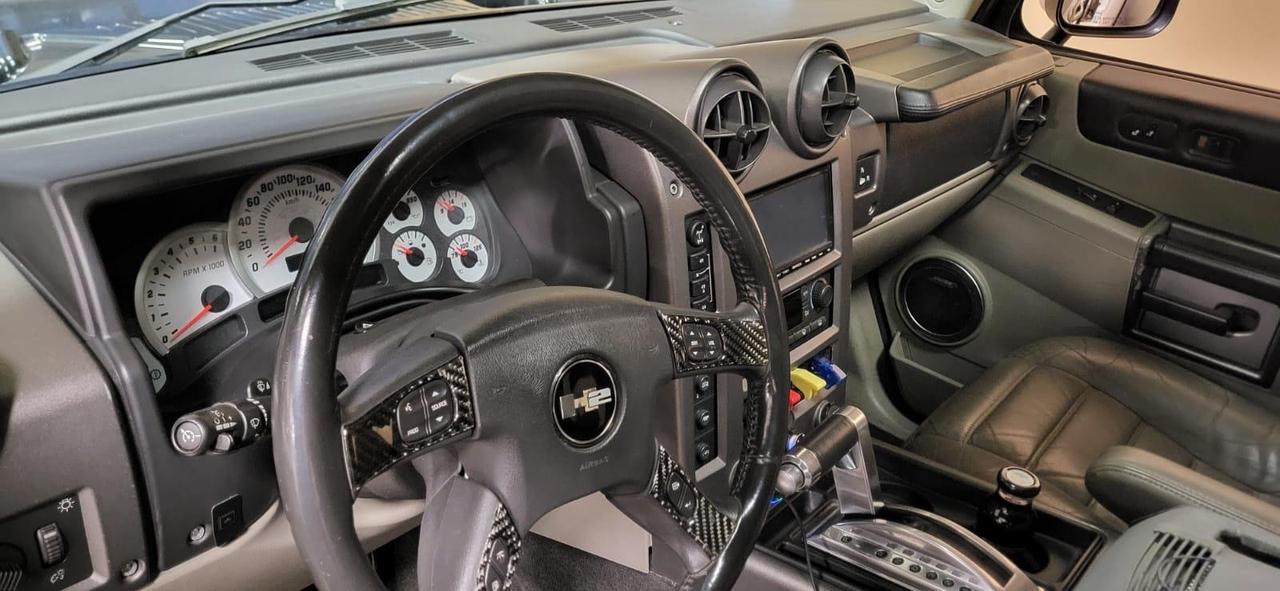 Hummer H2 6.0 V8 Luxury