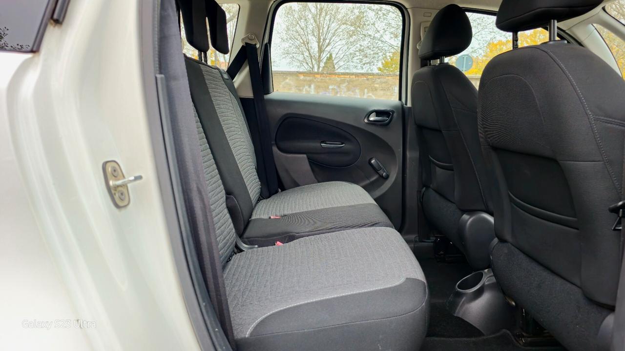 CITROEN C3 PICASSO EURO 6B OK NEOPATENTATI GARANZIA 12 MESI