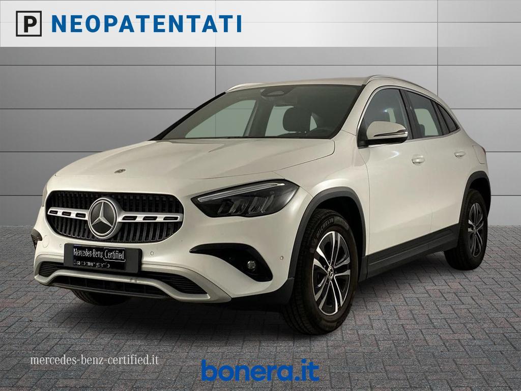 Mercedes GLA 180 180 Progressive Advanced Plus 7G-DCT